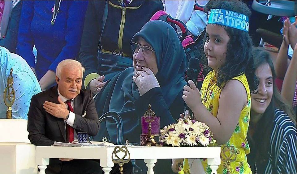 nihat-hatipoglu-ile-iftar