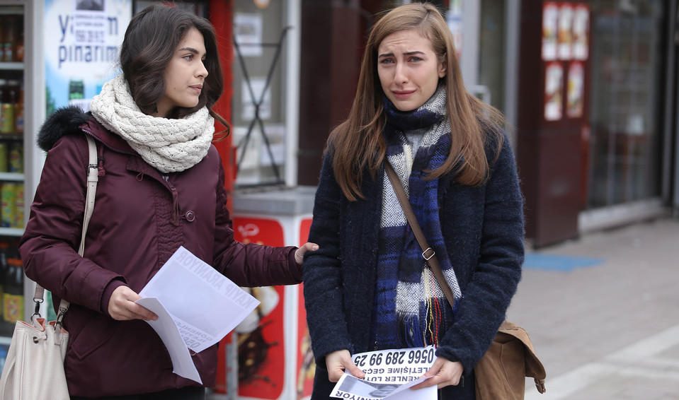 Kirgin Cicekler 51 Bolum Tek Parca